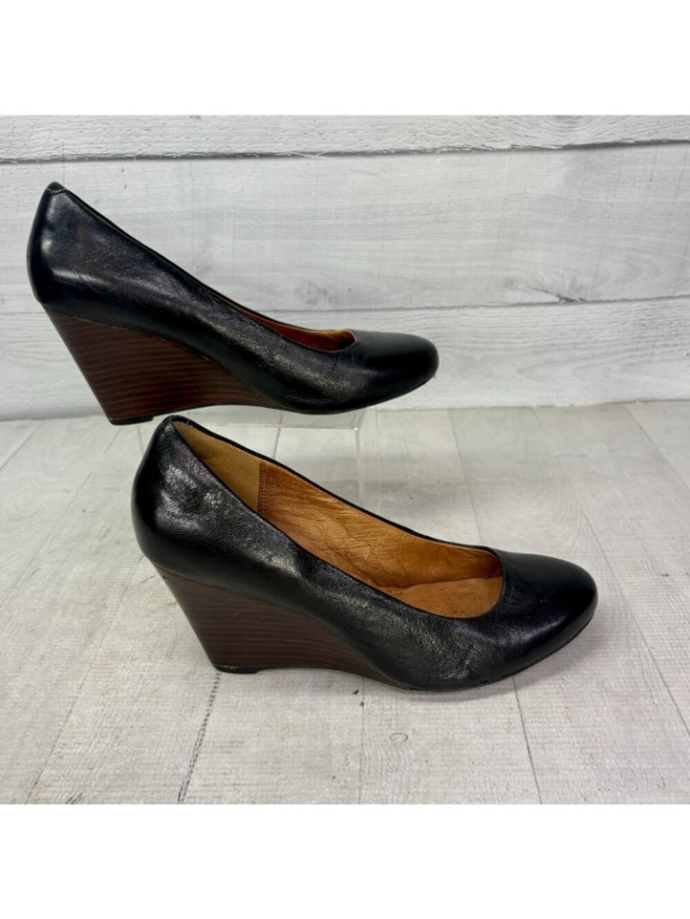 Clarks Leather Wedge Pumps Womens 8.5 M Black Comfort Office Work Career Shoes - Picture 8 of 11